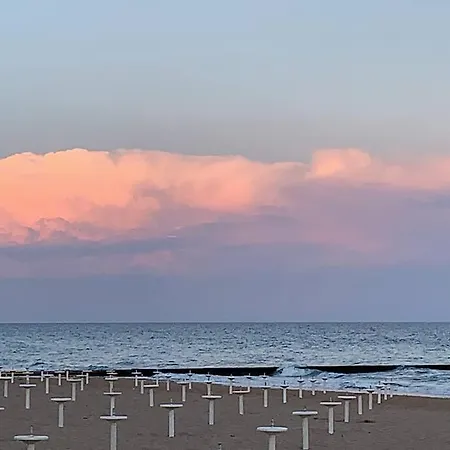 Appartamento Bianca Fronte Mare Lido di Jesolo